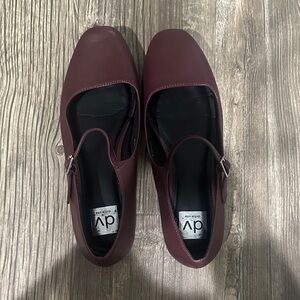 DV by Dolce Vita Women's Deep Red Flats